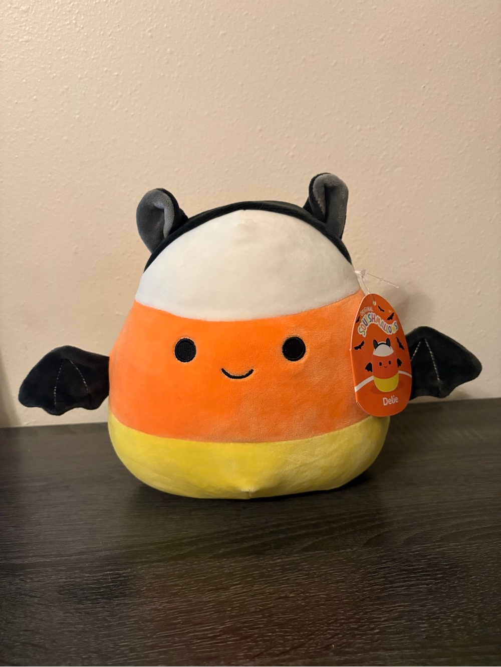 NWT Delie The Candy Corn Bat 8” Squishmallow